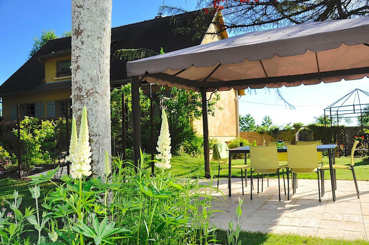 Au Jardin De Lisa Bed & Breakfast Cherreau Exterior photo